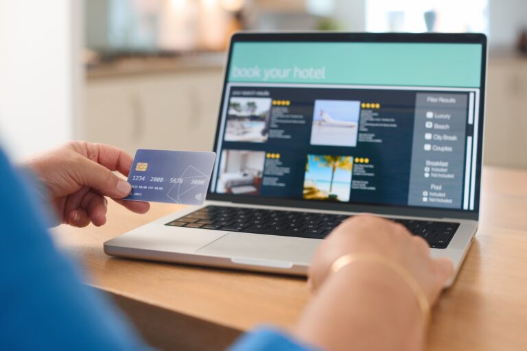Rezervare hotel online