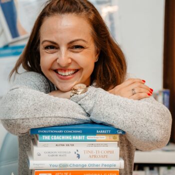 Ruxandra Predincea – Curajul de a o lua de la capăt cu copiii de gât și inima plină