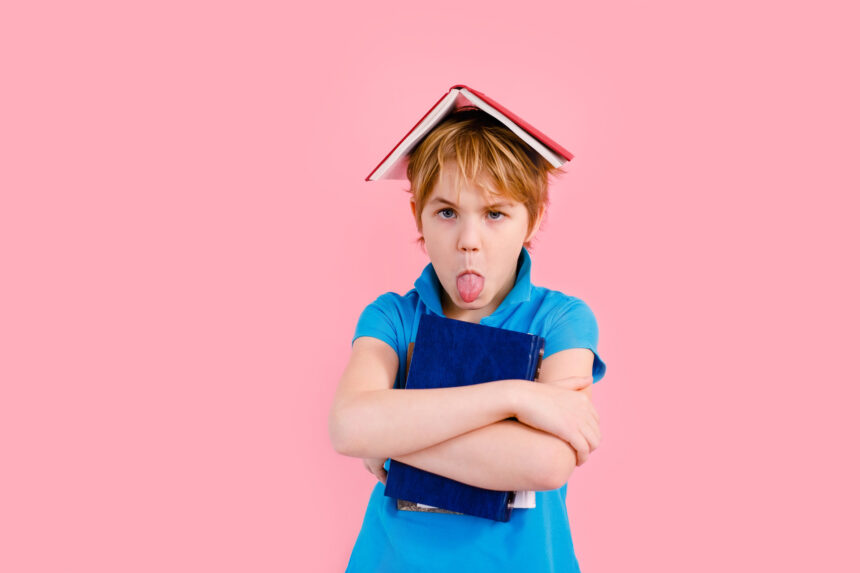 „Nu mai vreau la școală!” — despre întoarcerile grele după vacanță